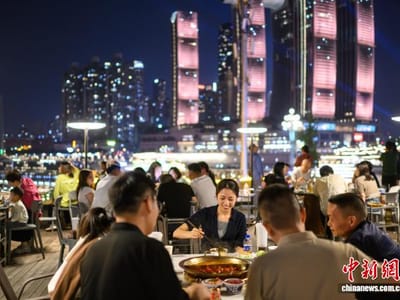 （经济观察）重庆消费凭什么跑出“加速度”？