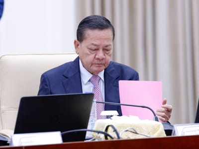 柬埔寨首相洪玛奈主持召开内阁全体会议，审议五项议程