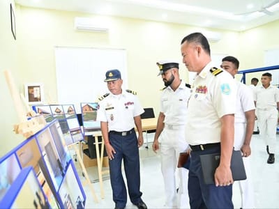 印度海军舰艇访问柬埔寨云壤海军基地并开展友好交流