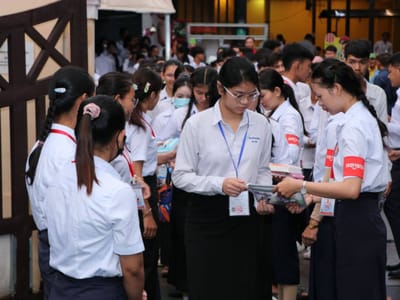 柬埔寨教育部长：要求高考考生严守考场纪律