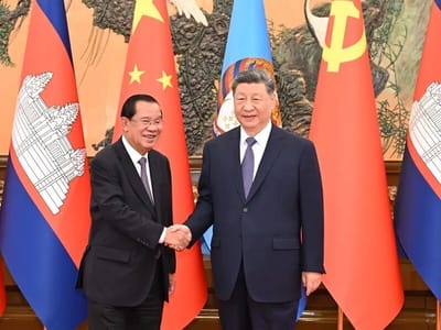 习近平会见洪森：愿同柬方彻底铲除电诈“毒瘤”