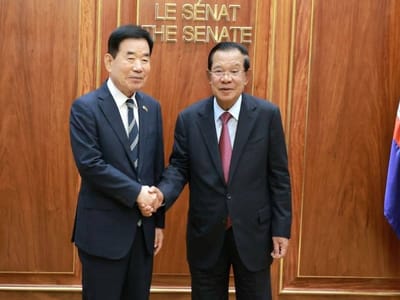 柬埔寨代国家元首洪森会见韩国前国会议长