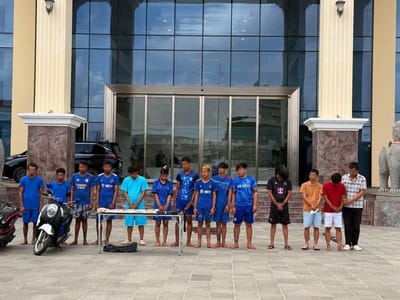 金边警方打击犯罪活动，16名嫌疑人被捕！