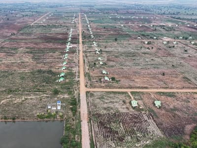 马德望省长督促加快为戈格罗县社会特许土地上的退伍军人提供服务