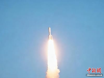 一箭九星 引力一号遥三运载火箭发射成功