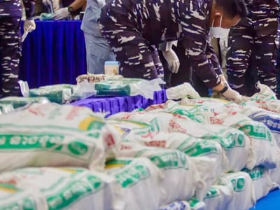 从泰国跨境走私毒品竟用高棉字母袋子伪装，印尼当局：彻查幕后黑手
