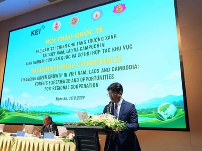 柬埔寨皇家科学院院长苏杜出席绿色增长融资研讨会