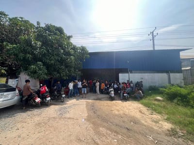 茶胶省巴地县93名工人集体罢工讨薪！