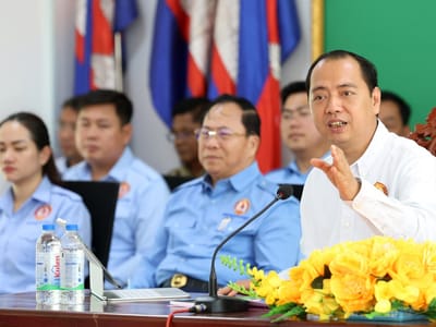 涅帕达要求柬埔寨人民党基层干部履职尽责 真诚为民服务