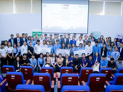 柴桢省大学举办第四届大学生创业商业模式大赛