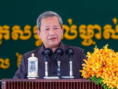 洪玛奈首相：自身强大才能守卫国防 没人敢轻视我们