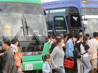 柬埔寨政府将在亡人节期间免费提供115辆大巴接送民众往返金边与暹粒