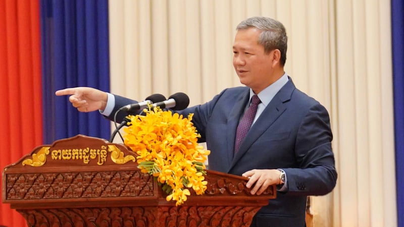 柬埔寨政府计划将公立学校每日学习时间延长至6小时