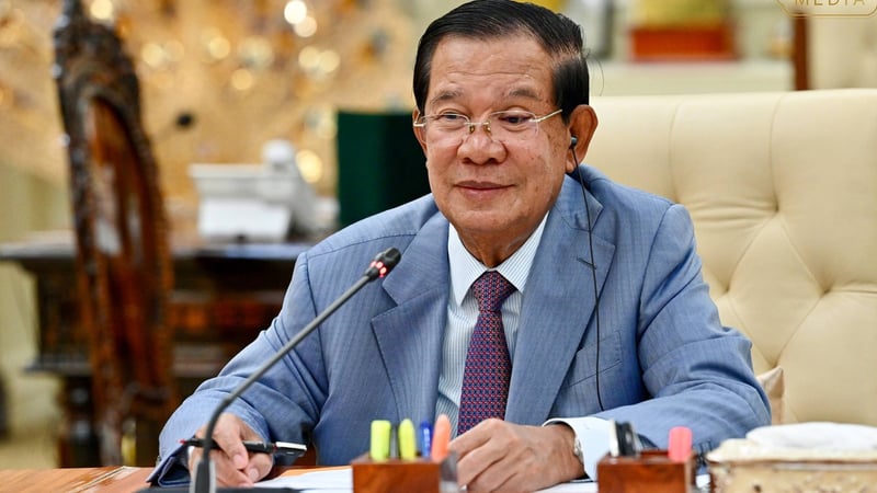洪森亲王与阿塞拜疆国民议会议长举行视频会谈