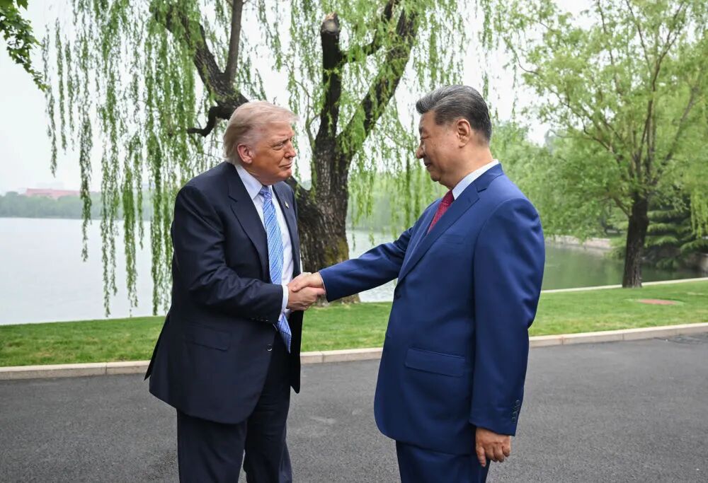 高清大图丨习近平同美国总统特朗普在中南海小范围会晤
